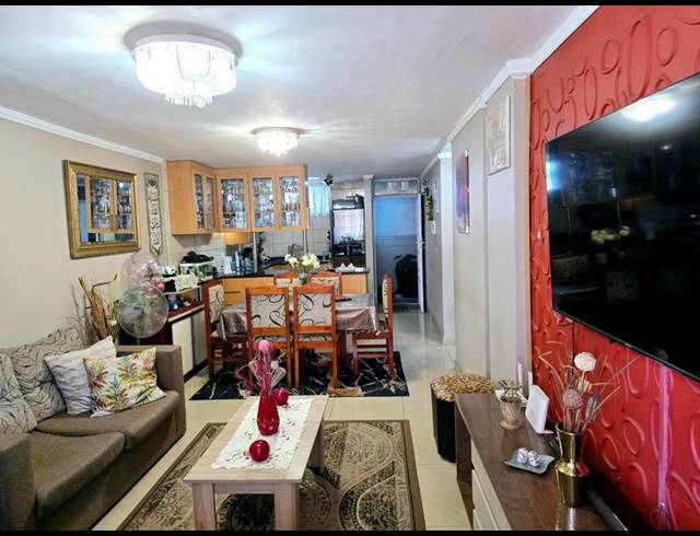 3 BEDROOM APARTMENT FOR SALE IN SOUTH BEACH